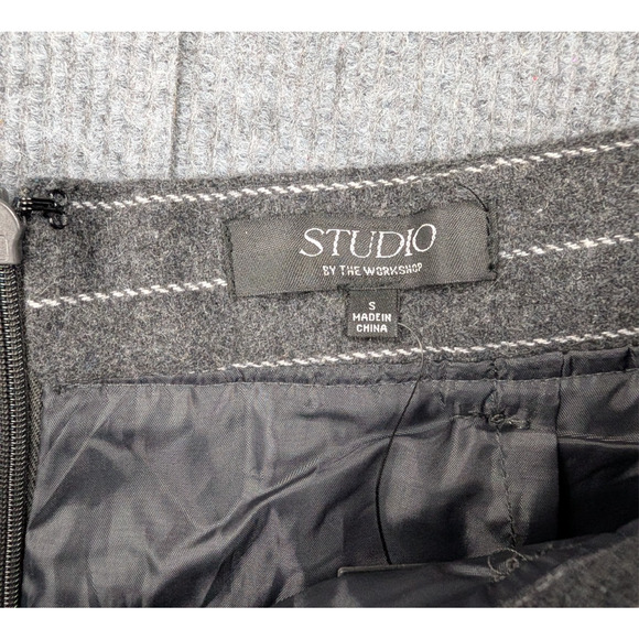 Studio Workshop Mini Skirt Womens Small Wool Pleated Y2K Gray Pinstripe Academia - Picture 5 of 7